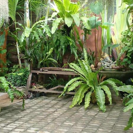 Ouychai Resort Home Stay Chiang Mai Buitenkant foto